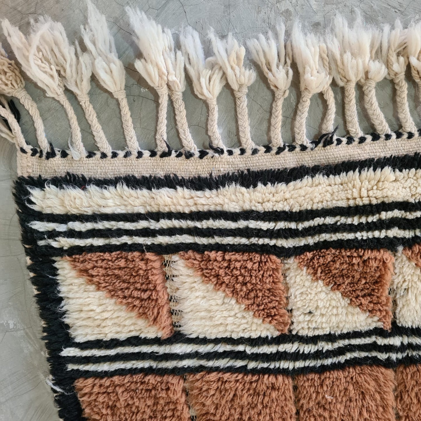 Marmoucha Check & Fang — Camel/Ivory Ledger
