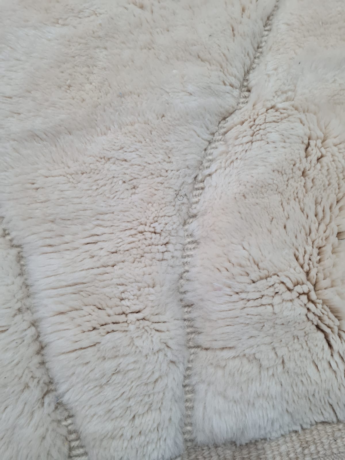 Beni Mrirt Sculpted Field — Ivory Relief