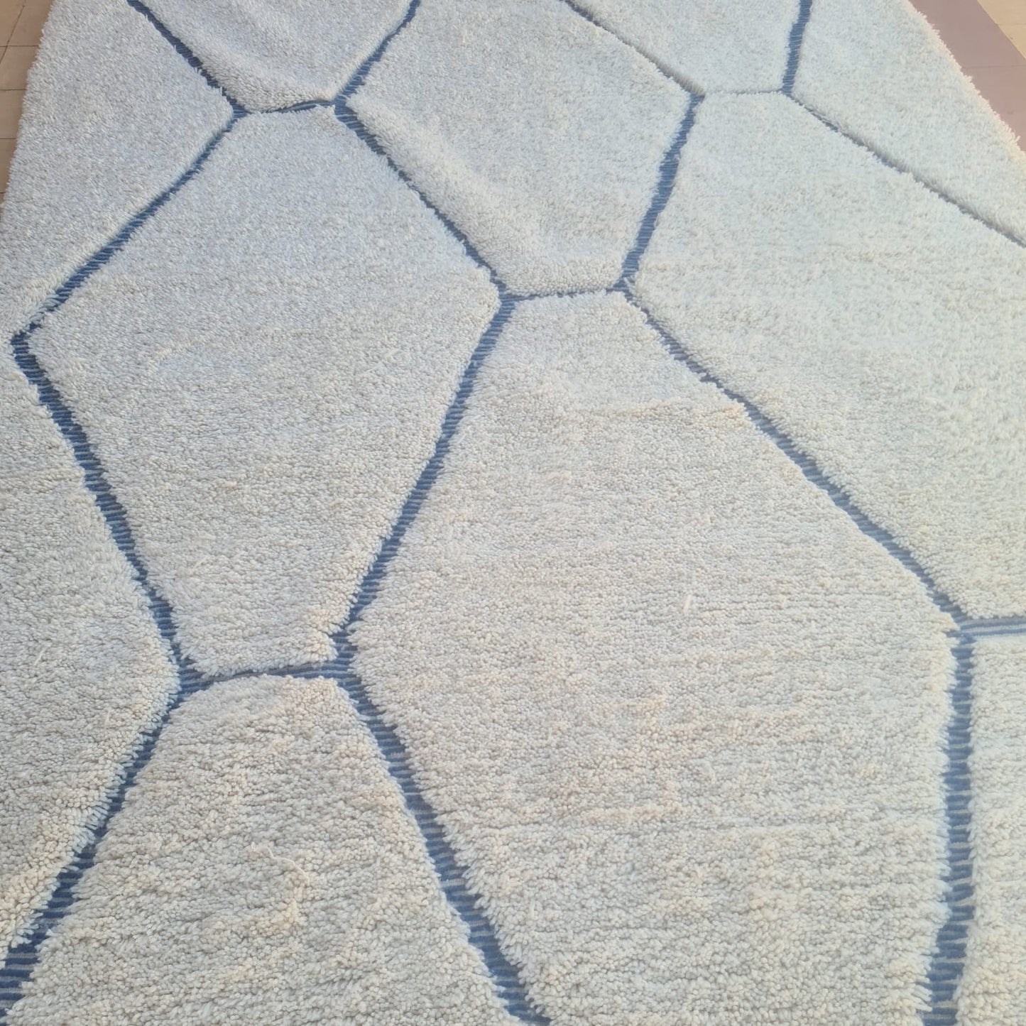 Marmoucha Azure Honeycomb — Ivory Field