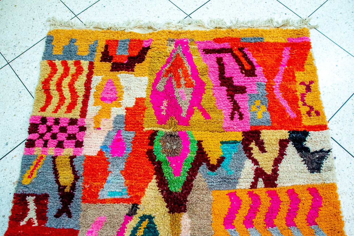 Boujaad V-Ray & Patchwork Symbols — Multicolor Wool on Ivory Ground