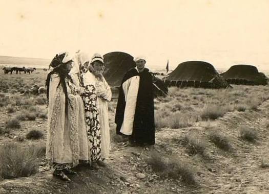 Typologie, sémiologie et mutations de l'art textile au Maroc : Une analyse des structures, représentations et dynamiques d'influence dans l'Atlas