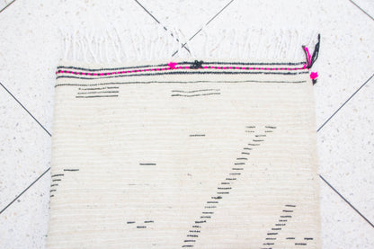 Beni Ourain Ivory Field — Charcoal Linear Motif