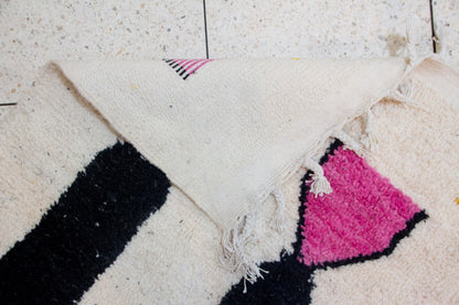 Boujaad Geometric Totems — Ivory Ground with Pink, Green & Saffron