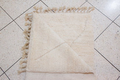 Beni Ourain Rug — Ivory “Ghost-Line” Geometry