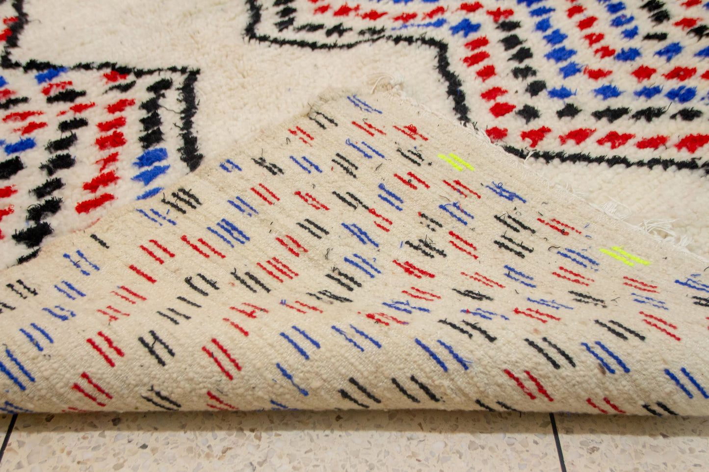 Azilal Split-Field Mosaic — Ivory Wool with Chromatic Chevrons