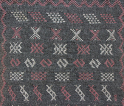 Silent Glyphs – Boujaad Runner