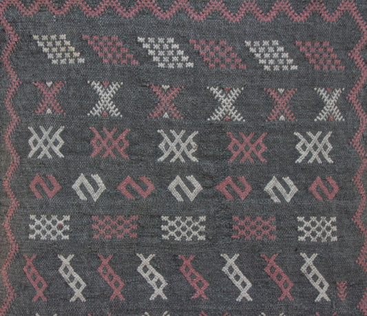 Silent Glyphs – Boujaad Runner