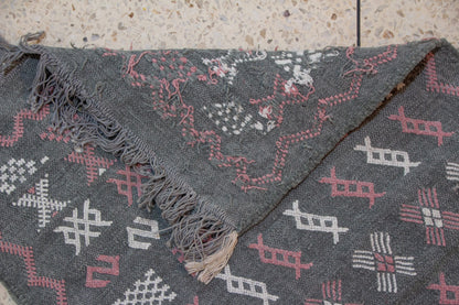 Silent Glyphs – Boujaad Runner