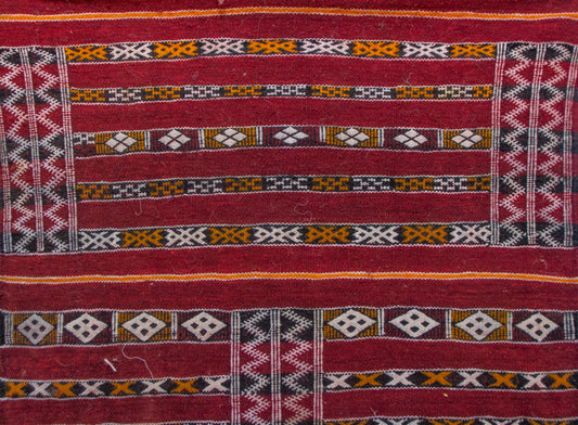 Zemmour Runner – Crimson Ancestry in Handwoven Wool
