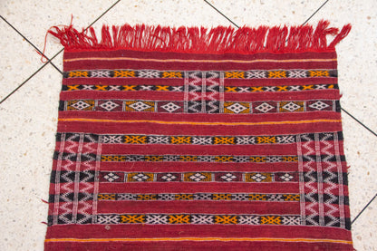 Zemmour Runner – Crimson Ancestry in Handwoven Wool