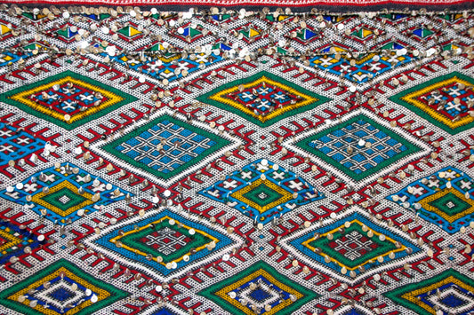 Beni Mguild Henbel Kilim — Lattice of Jewels