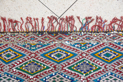 Beni Mguild Henbel Kilim — Lattice of Jewels