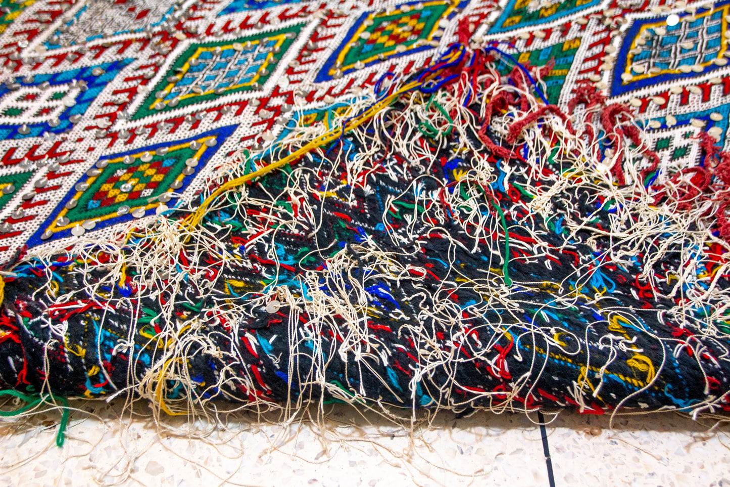 Beni Mguild Henbel Kilim — Lattice of Jewels