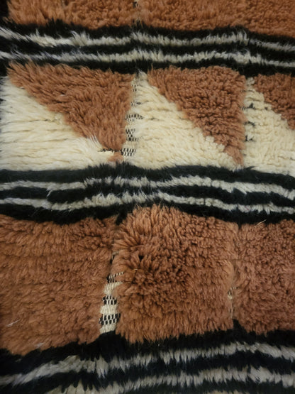 Marmoucha Check & Fang — Camel/Ivory Ledger