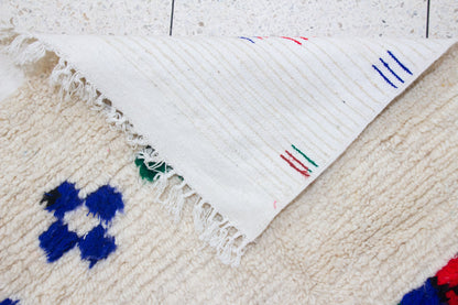 Boujaad Pile Rug — Ivory Field with Polychrome Cross Motifs