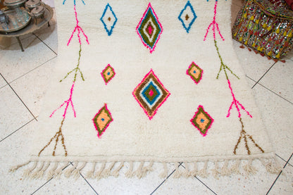 Azilal Pile Rug — Ivory Field with Neon Lozenge Axis & Branch Glyphs