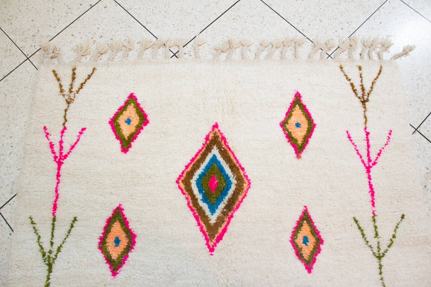 Azilal Pile Rug — Ivory Field with Neon Lozenge Axis & Branch Glyphs