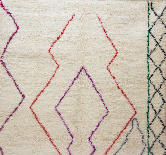 Tapis à poils Azilal — Champ ivoire avec losanges imbriqués et treillis de bordure