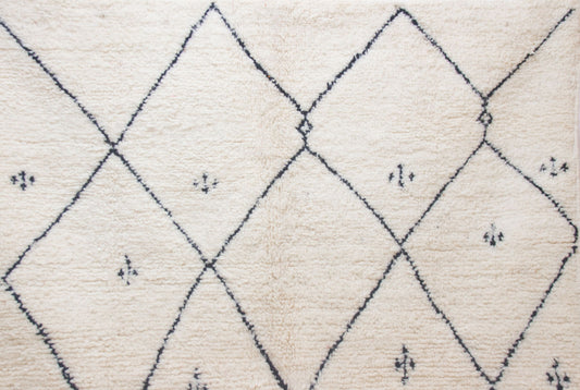 Beni Ourain Pile Rug — Ivory Field with Charcoal Lattice & Star Tufts