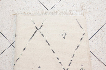Beni Ourain Pile Rug — Ivory Field with Charcoal Lattice & Star Tufts