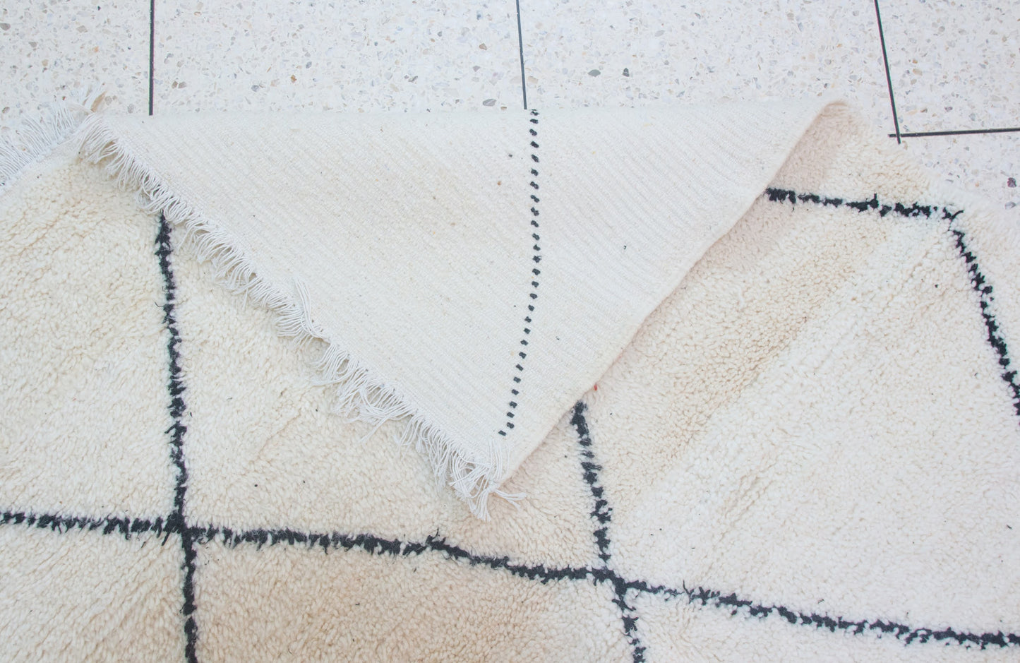 Marmoucha Pile Rug — Ivory Field with Charcoal Open Lattice