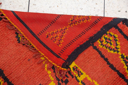 Boujaad Saffron Spine Runner — Coral Field with Diamond Guard Chains