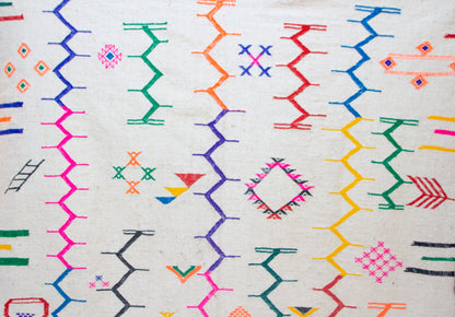 Boujaad–Zanafi Fusion Kilim — Ivory Wool with Multicolor Amazigh Glyphs
