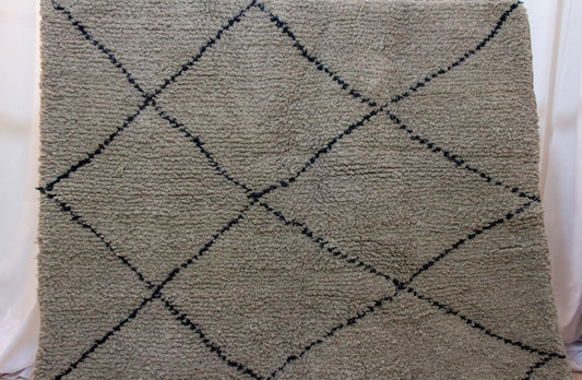 Beni Ourain Pile Rug — Cocoa Field with Charcoal Diamond Lattice