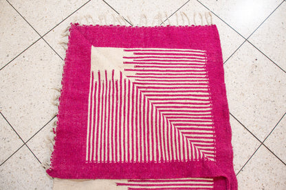 Zanafi–Boujaad Flatweave — Ivory Field with Fuchsia Ladder Borders
