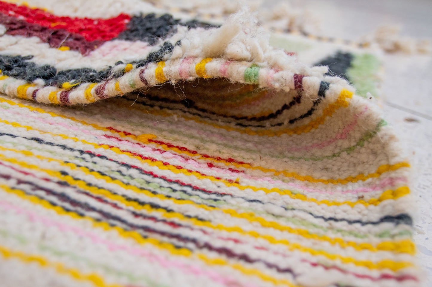 Azilal Pile Rug — Ivory Ground with Totemic Columns & Chevron Crowns