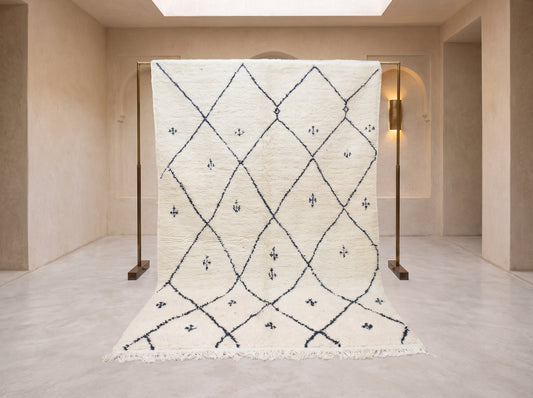 Beni Ourain Pile Rug — Ivory Field with Charcoal Lattice & Star Tufts