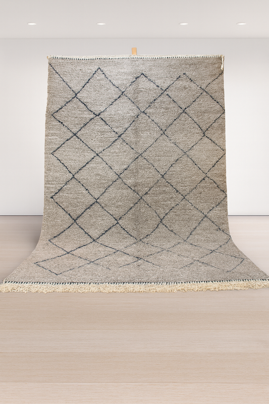Beni Ourain Runner — Ash Grey with Ink Diamond Lattice