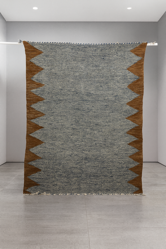 Boujaad–Zanafi Serrated-Guard Kilim — Indigo Strata with Camel Borders