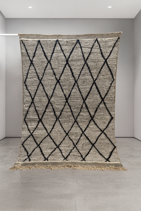 Beni Ourain Classic Lattice — Natural Stone with Charcoal Lines
