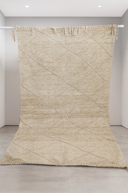 Zanafi Relief Lattice Kilim — Oat & Ivory Monochrome