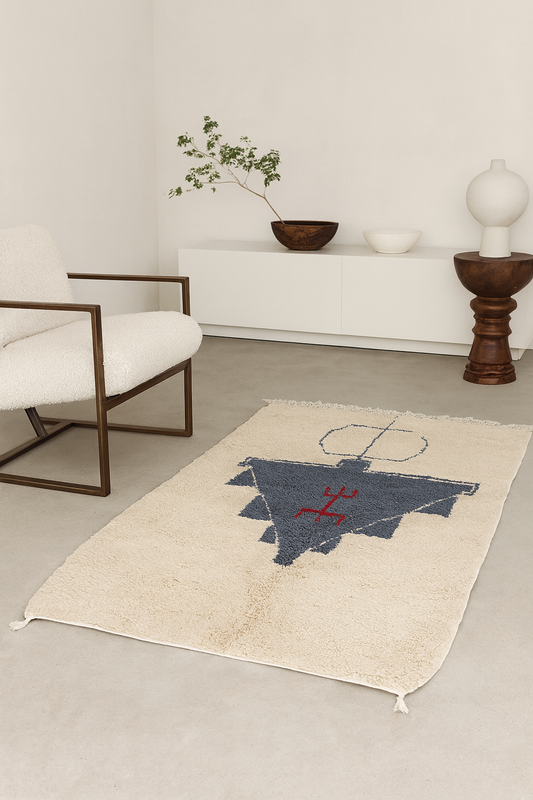 Guardians of the Loom – Blue Fibule Rug from Beni Mrirt