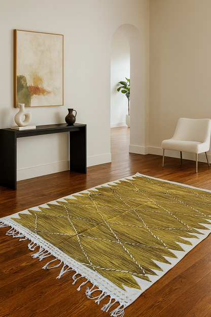Desert Light – Zanāfi Kilim in Saffron Wool
