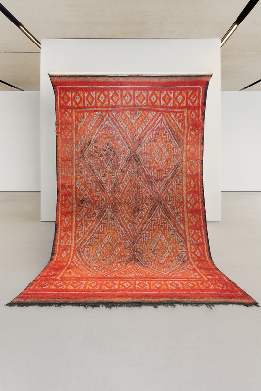 Aït Zayane Crimson Lattice — Nested Diamond Medallions with Guard Borders