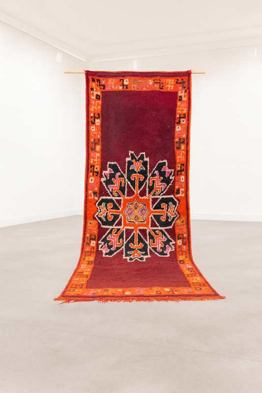 Aït Zayane (Kubba) Star-Rosette — Burgundy Field with Orange Guard Border