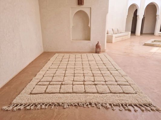 Chemin de la soie – Tapis Beni Ourain en tissage neutre 