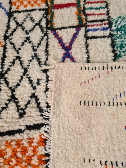 Azilal Storyboard — Chromatic Symbols in Hand-Knotted Wool