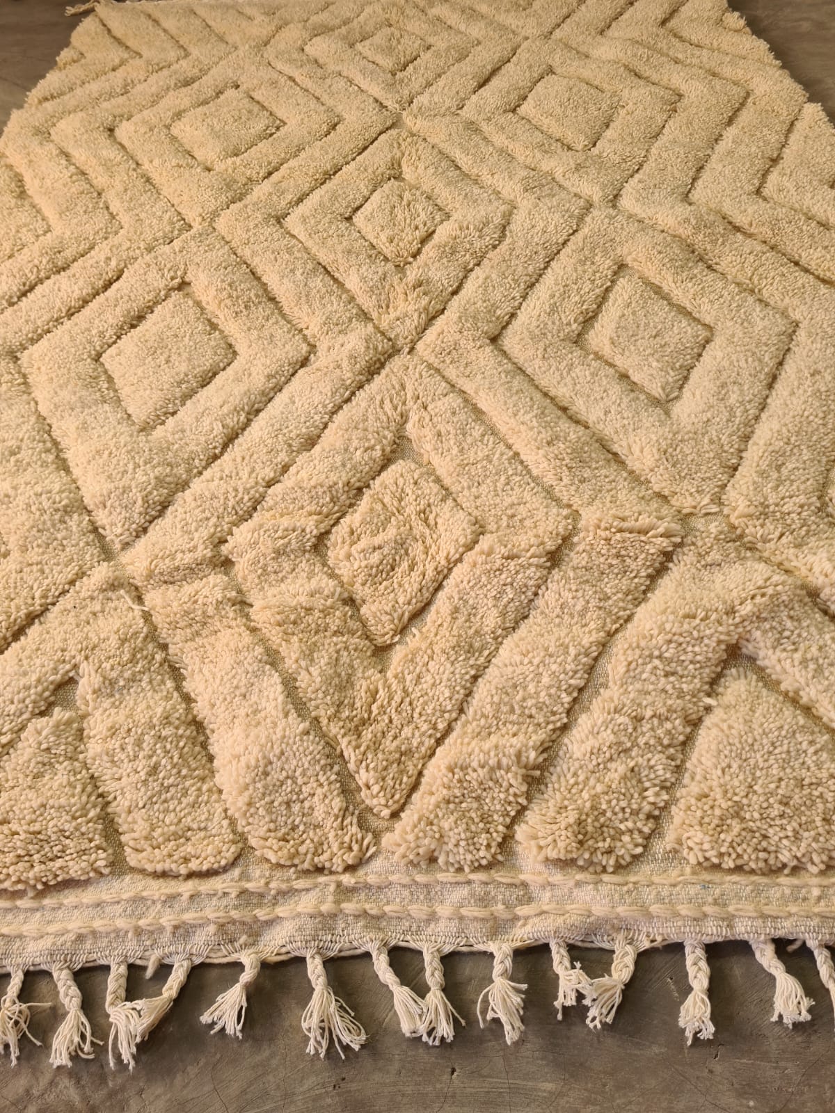 Engraved Stillness – Beni Ourain Rug with Diamond Glyph Inscriptions