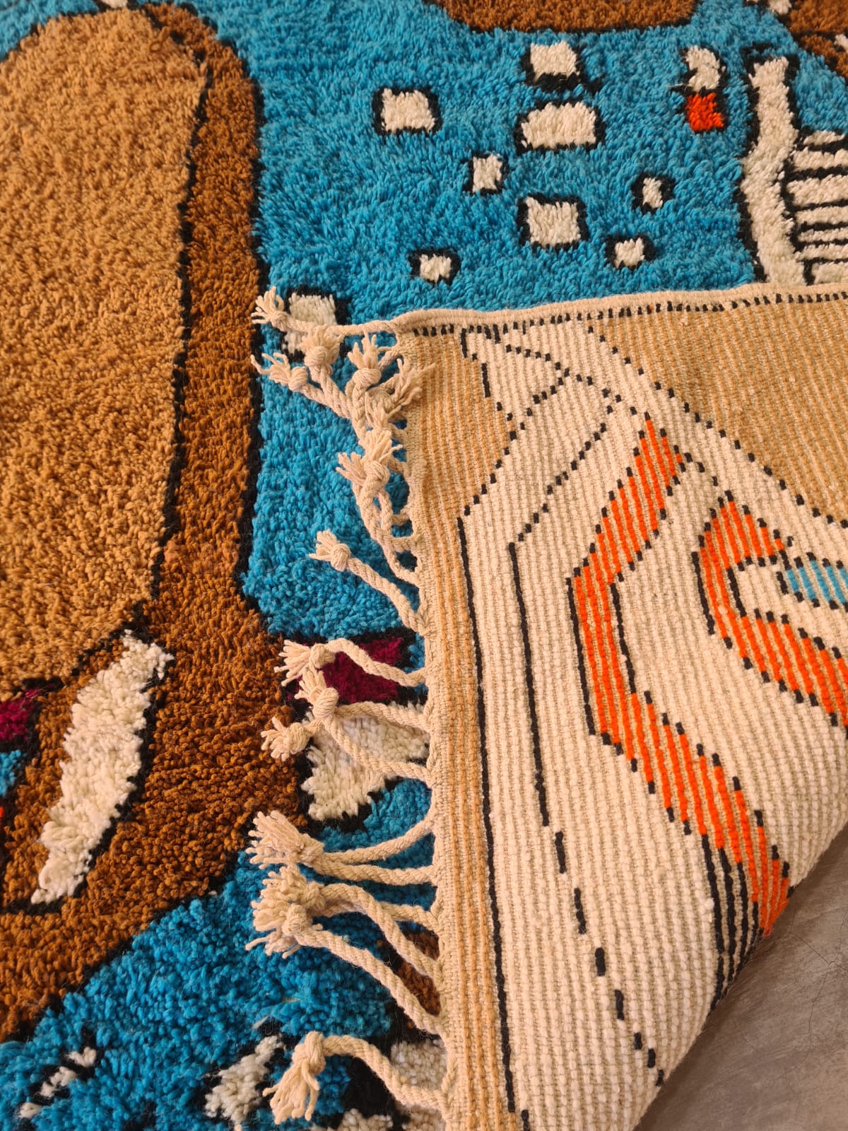 Atlas Flow – Symbolic Beni Mrirt in River and Field Palette