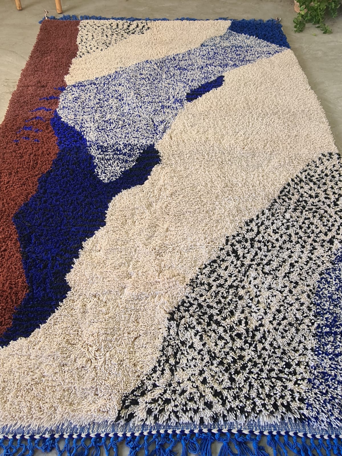 Atlantic Echoes – Beni Mrirt Rug in Oceanic Blues