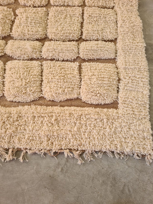 Path of Silk – Beni Ourain Rug in Neutral Weave