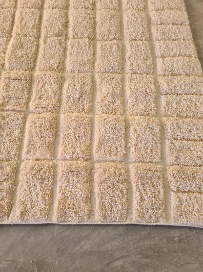 Ivory Echo – Fusion Weave from Aït Zyane & Beni Mrirt
