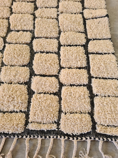 Stone Grid – Beni Ourain Rug in Structured Elevation