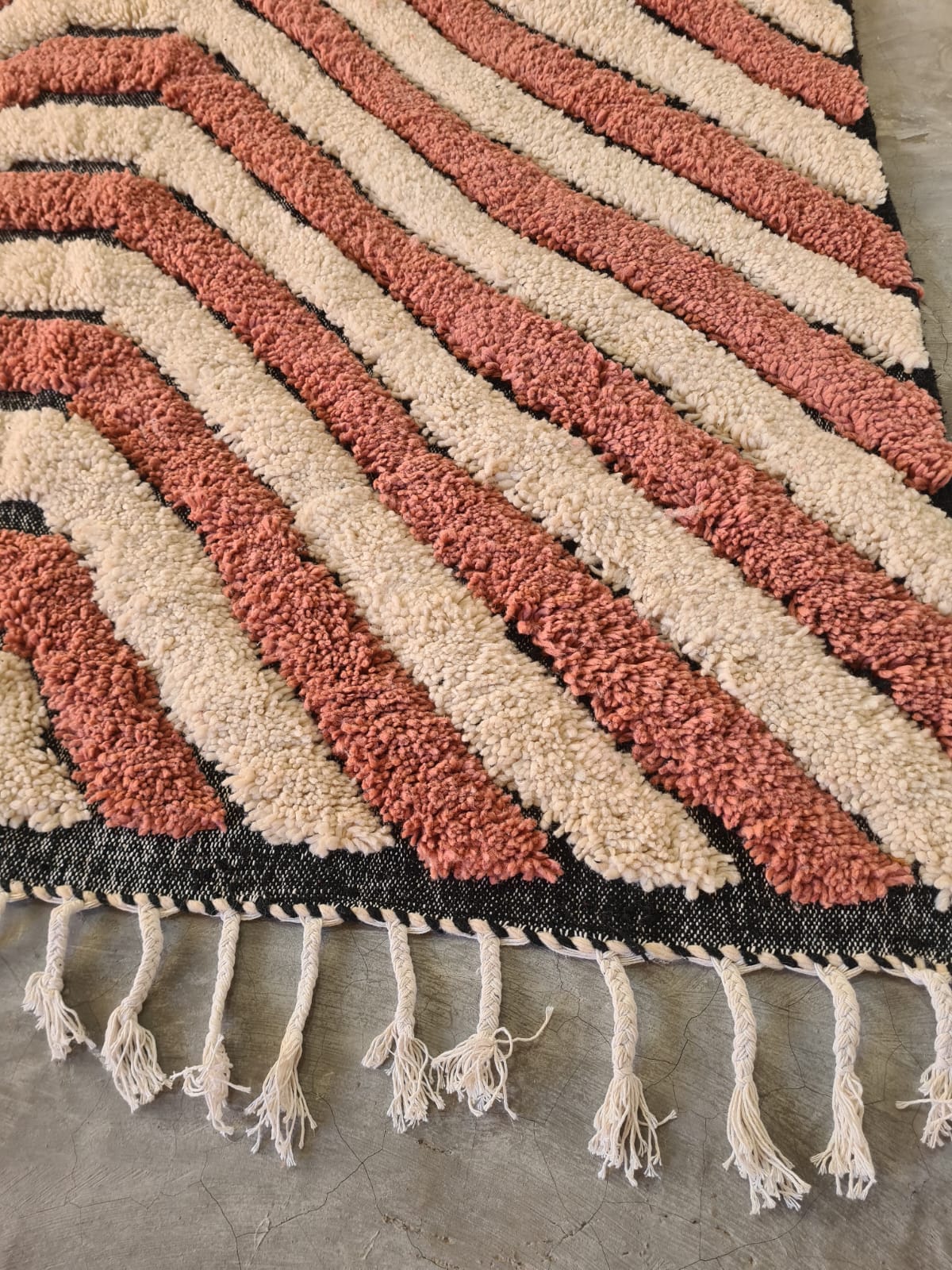 Pathways of the Loom – Beni Mrirt Rug in Coral and Indigo