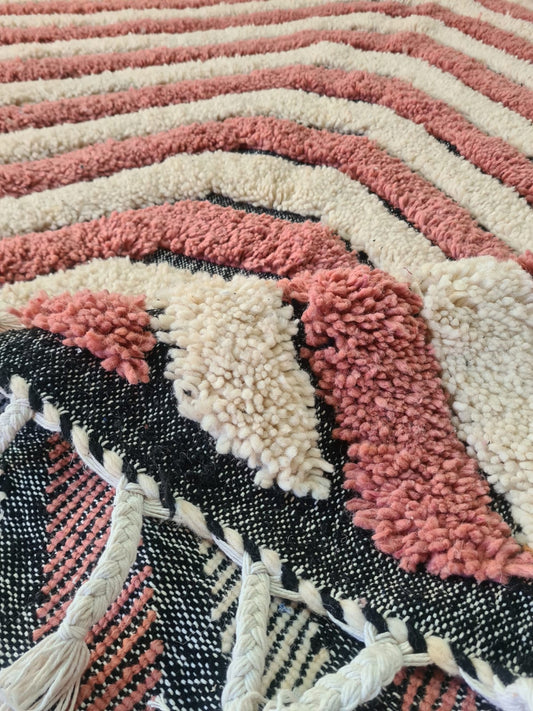 Pathways of the Loom – Beni Mrirt Rug in Coral and Indigo