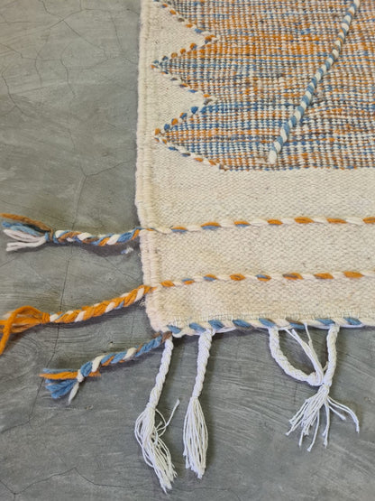 Earthline Harmony – Zanafi Kilim in Warm Gradient Wool